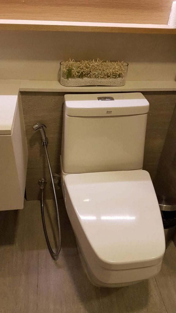 La peculiar limpieza de los inodoros en Tailandia y el NO papel higiénico en Tailandia 