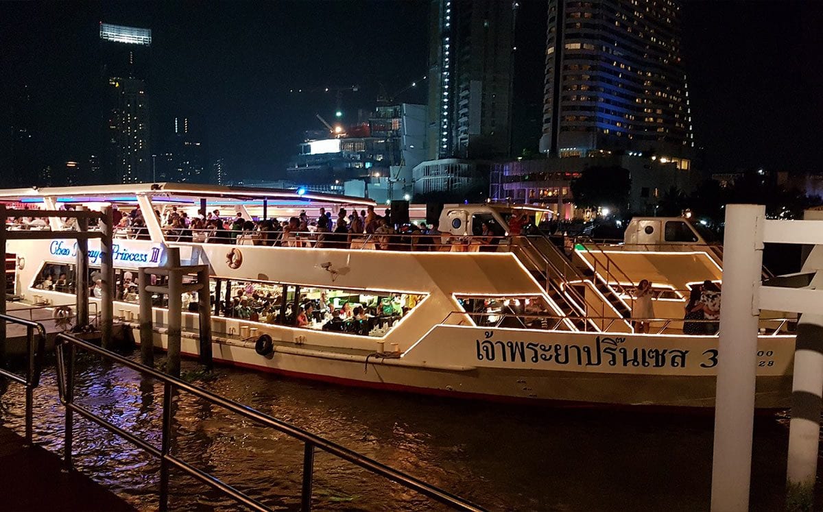 Crucero con cena por el Río Chao Phraya