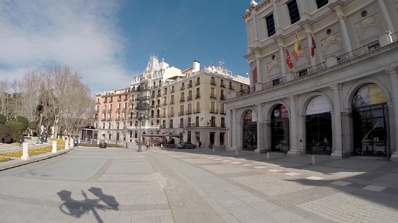a Plaza de Oriente… mejor conocida como La Plaza del Palacio Real de Madrid