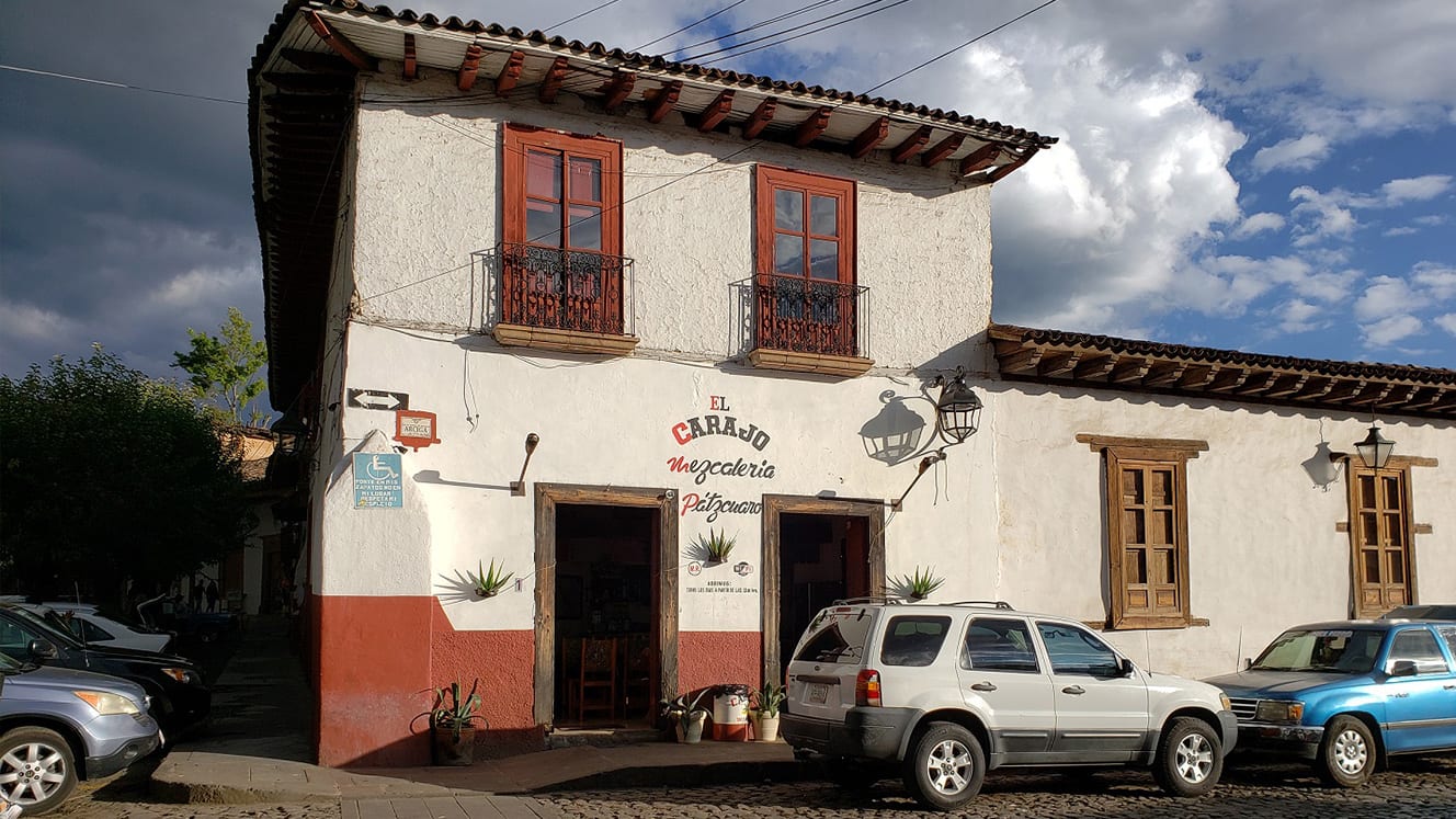Comer, beber y algo más en… Pátzcuaro