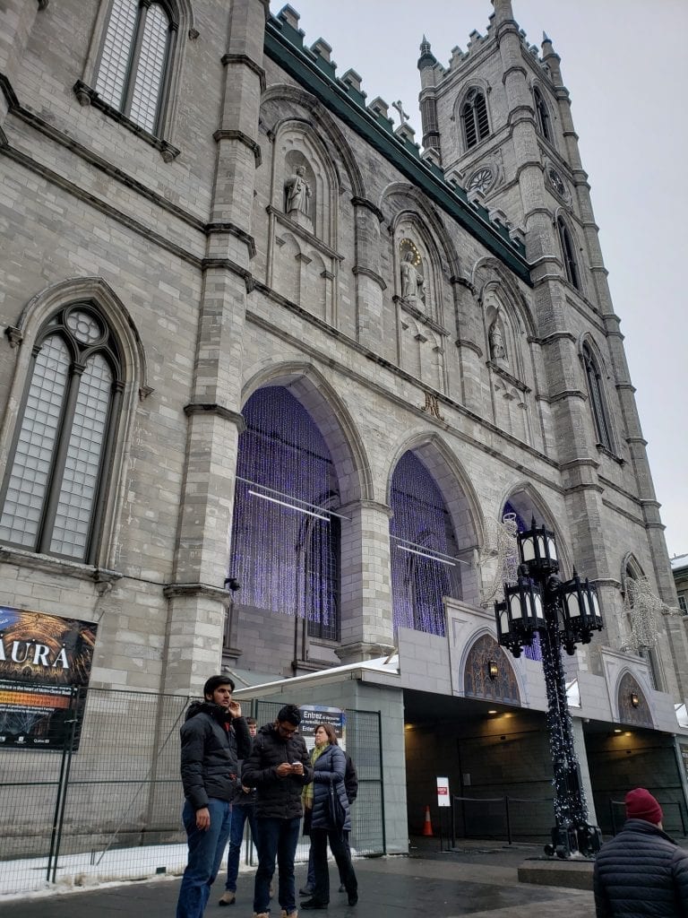 La Basílica de Notre-Dame de Montreal… belleza arquitectónica 