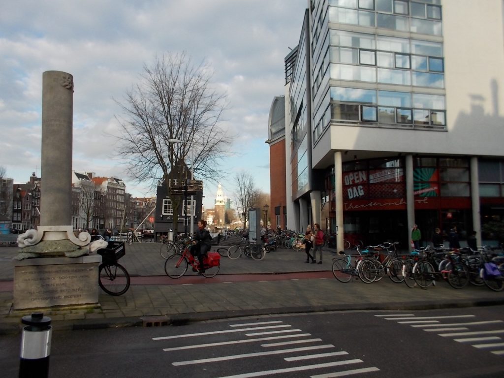 Cómo moverse en Ámsterdam… la ciudad de las bicicletas 