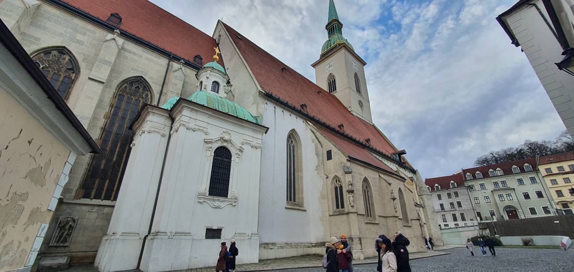 Catedral de San Martín… el edificio más antiguo de la capital eslovaca