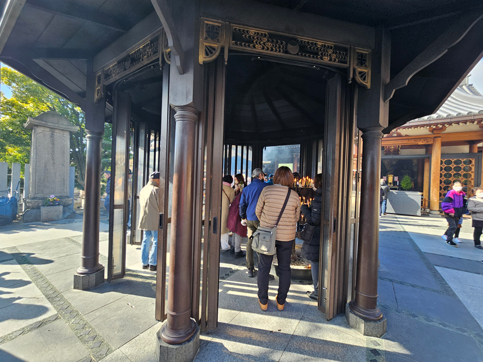 Templo Isshinji… más allá de sus estatuas de Buda