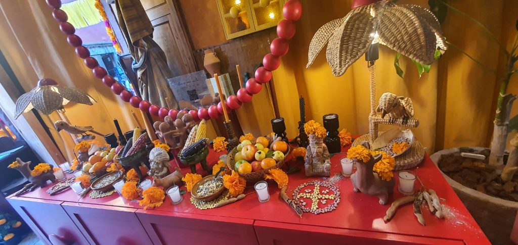 Día de Muertos… celebración del Día de todos los Santos