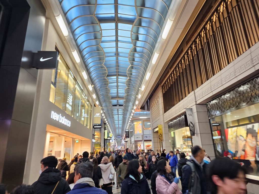 Shinsaibashi-suji… la galería peatonal
