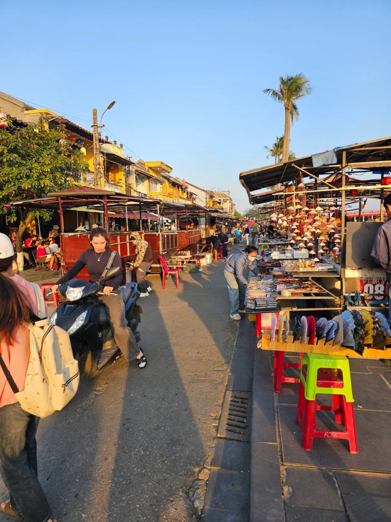 Comercio ambulante… tradición vietnamita