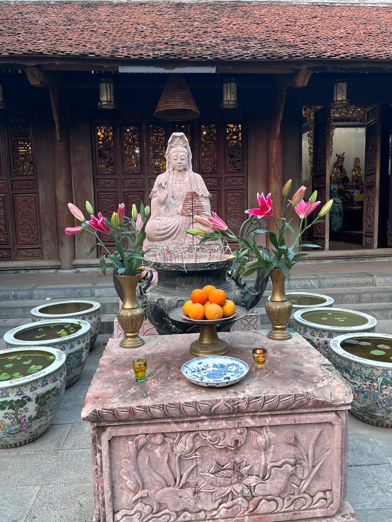 Chua Mot Cot… La Pagoda del Pilar Único