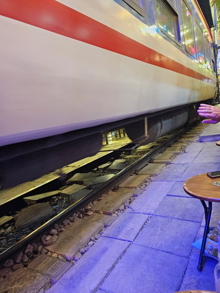 Hanoi Train Street… una joya imprescindible