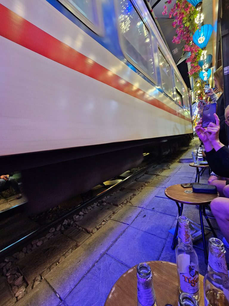 Hanoi Train Street… una joya imprescindible