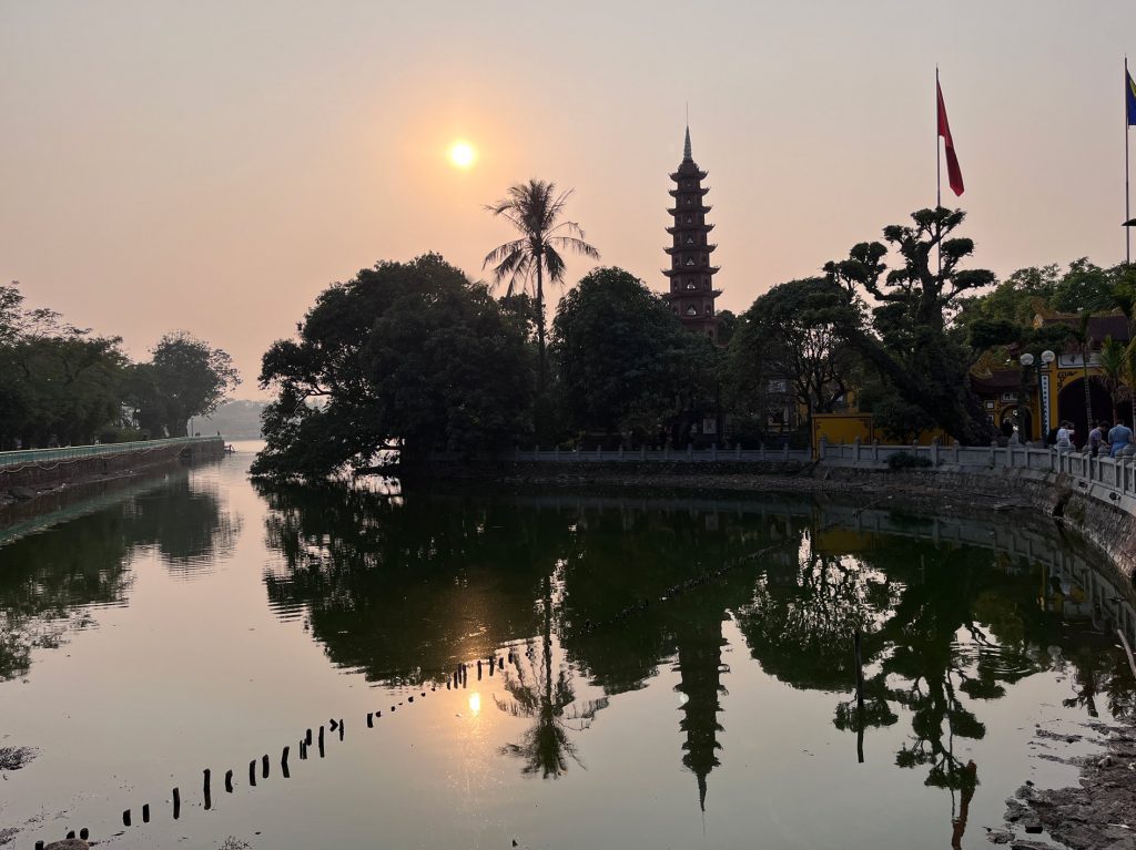 La Pagoda de Tran Quoc… el templo budista más antiguo de Hanói