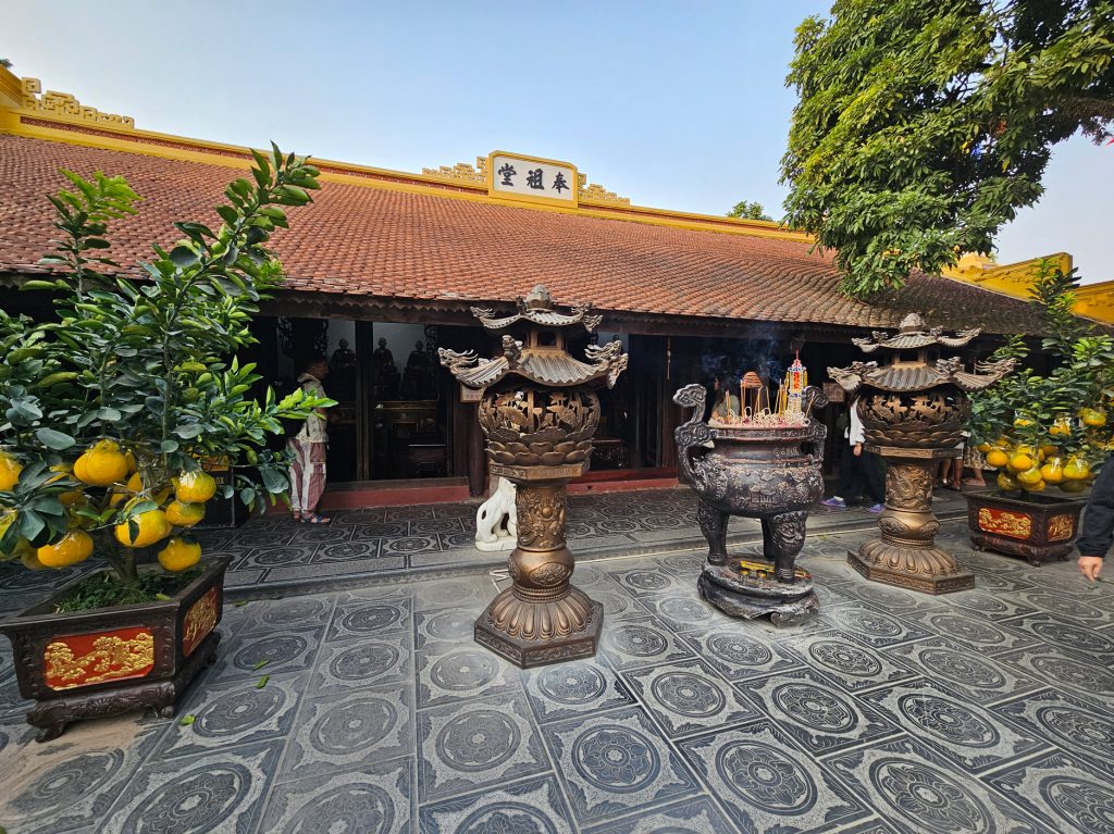 La Pagoda de Tran Quoc… el templo budista más antiguo de Hanói