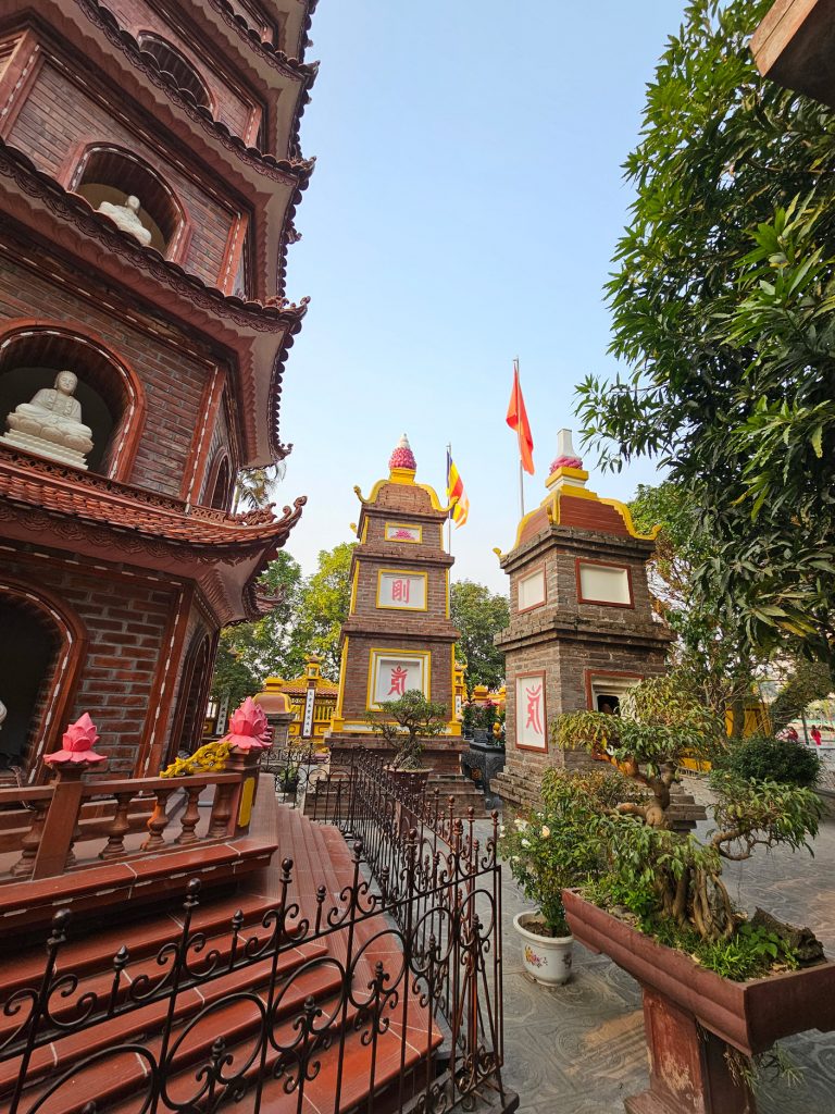 La Pagoda de Tran Quoc… el templo budista más antiguo de Hanói