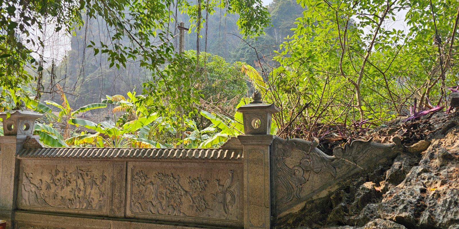 Bich Dong Pagoda… la Cueva Esmeralda