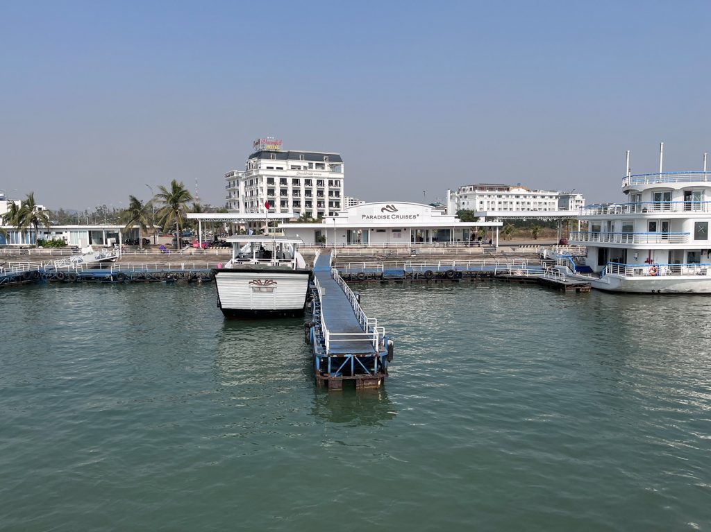 Crucero en la Bahía de Ha Long… nuestra experiencia