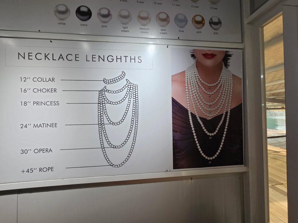 Cultivo de Perlas… granja flotante en Halong