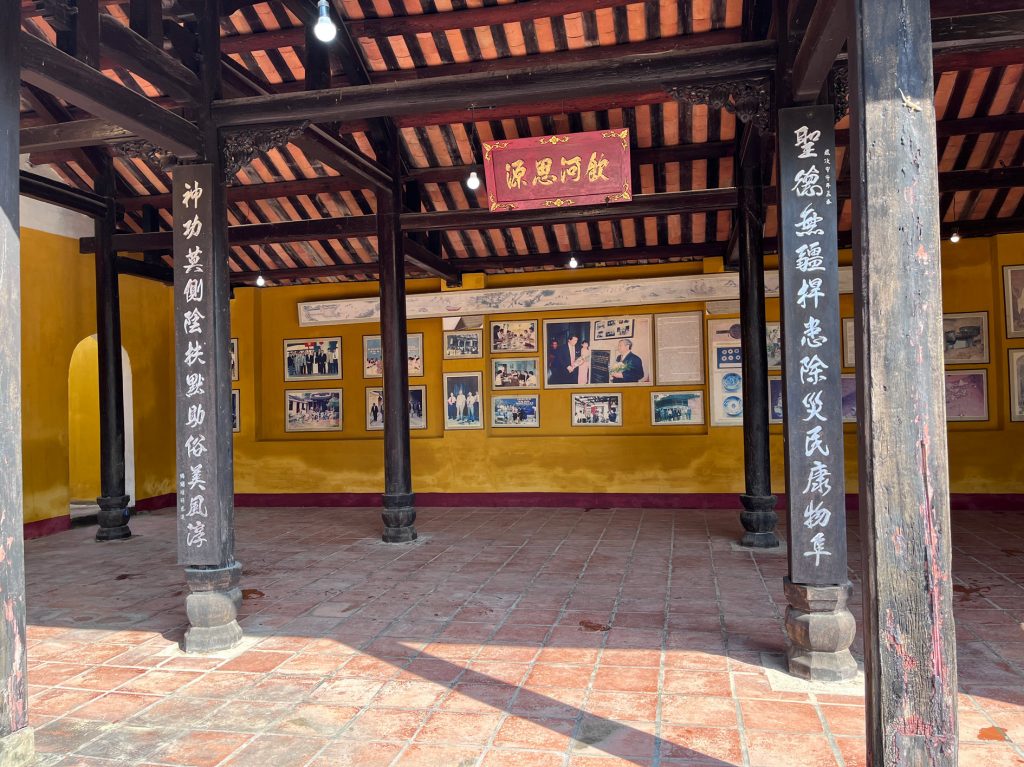 Casas antiguas, salones de asambleas y más… un recorrido admirable. Parte 2