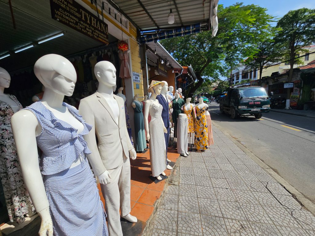 Traje a la medida en Hoi An… la capital del traje sastre
