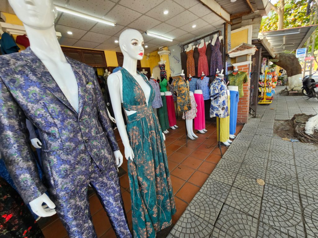 Traje a la medida en Hoi An… la capital del traje sastre