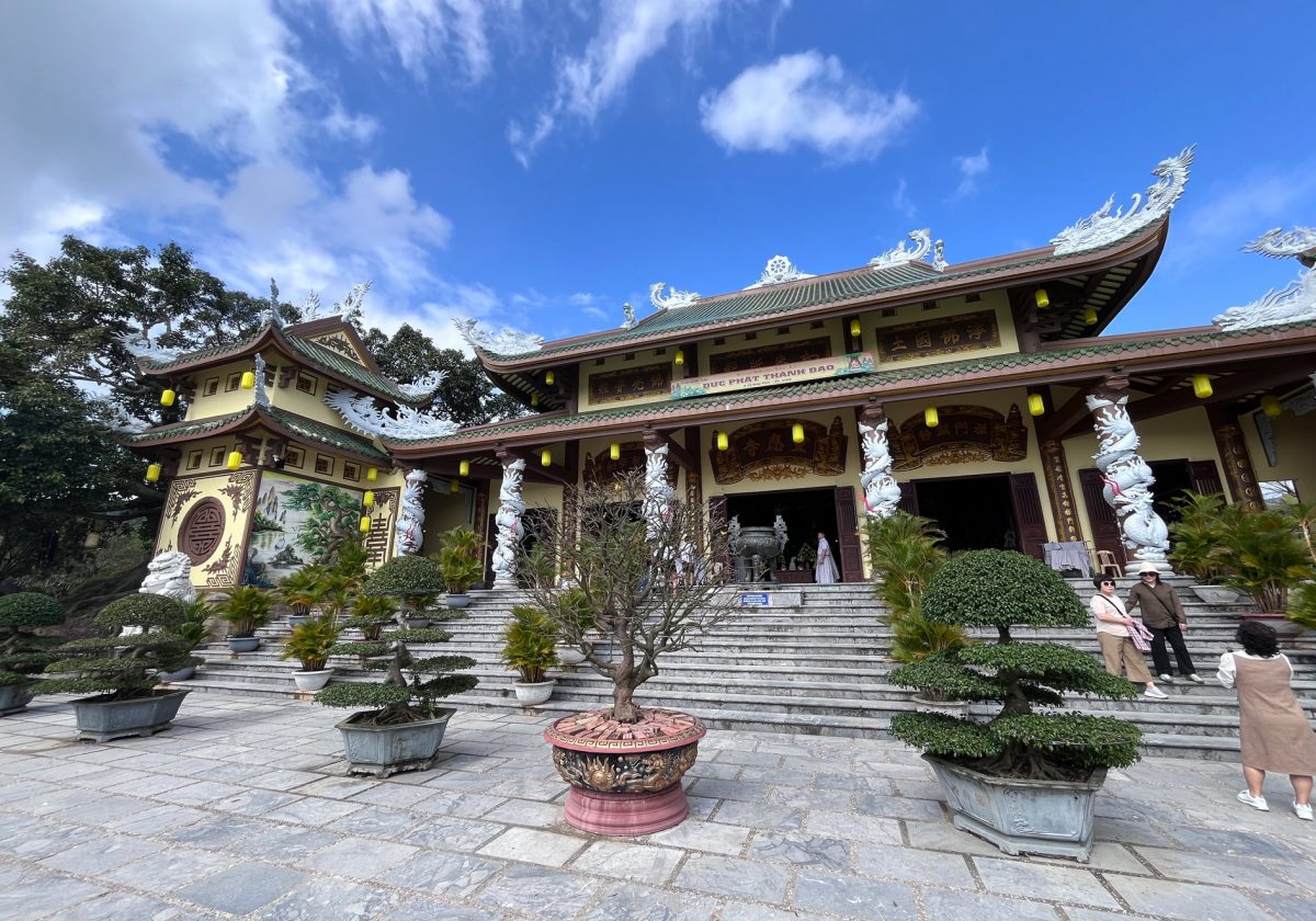 Pagoda de Linh Ung y la Estatua de Lady Budha… belleza y veneración absoluta