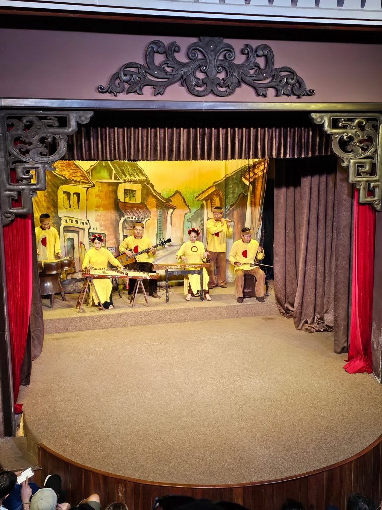 Teatro de Danza Tradicional… deleite visual en Hoi An