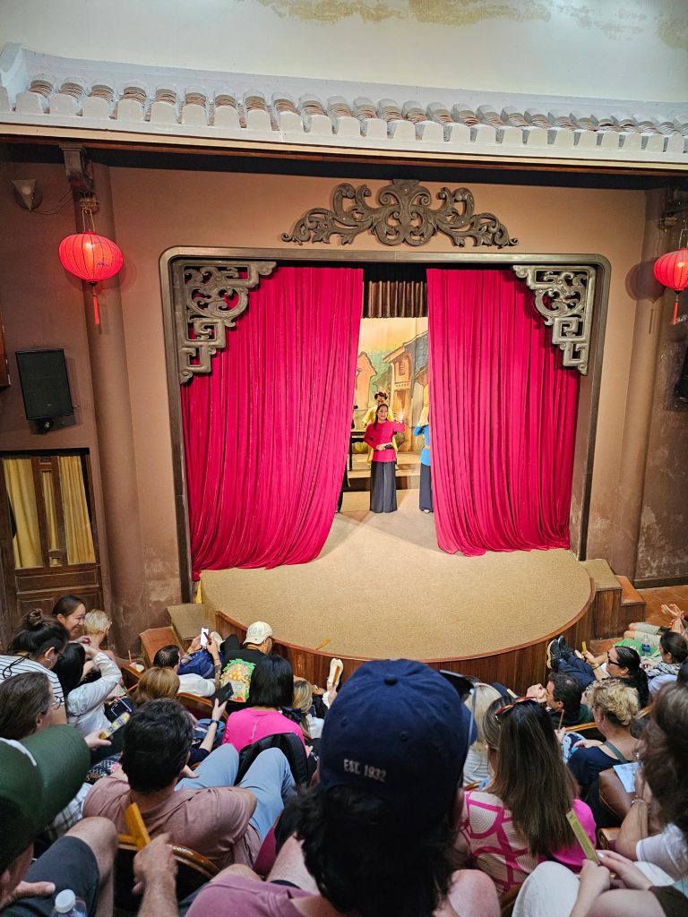 Teatro de Danza Tradicional… deleite visual en Hoi An