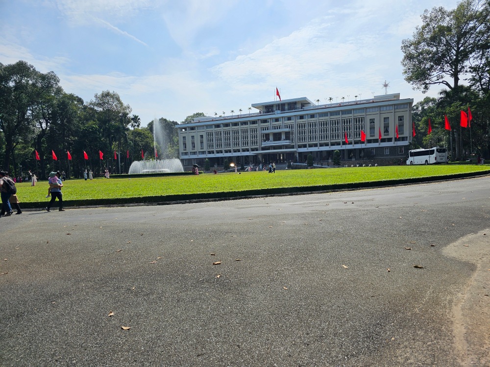 El Palacio de la Reunificación… El Palacio de la Independencia