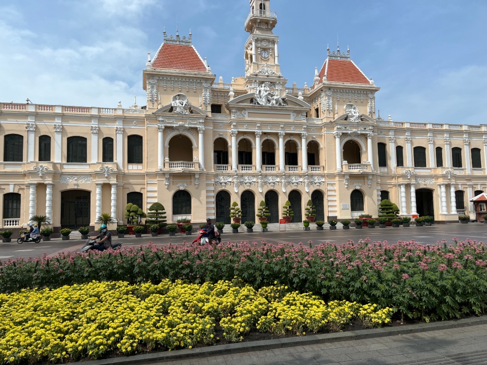 Calle Peatonal Nguyen Hue y el Ayuntamiento de Ho Chi Minh… la primera parada obligatoria

