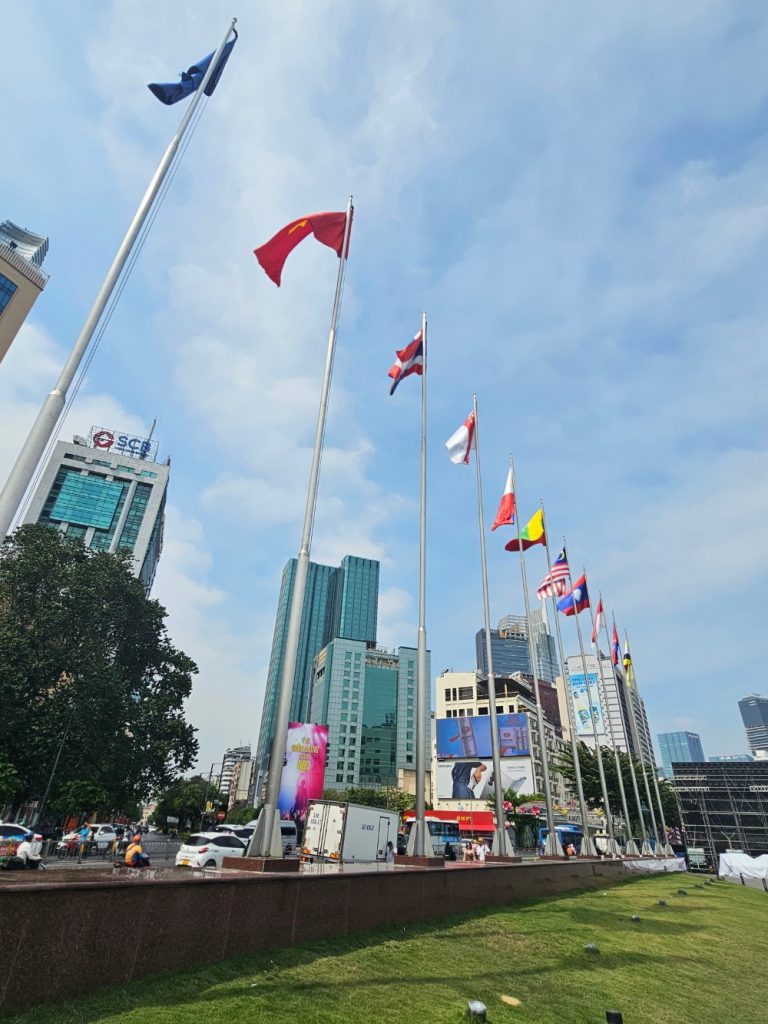 Calle Peatonal Nguyen Hue y el Ayuntamiento de Ho Chi Minh… la primera parada obligatoria
