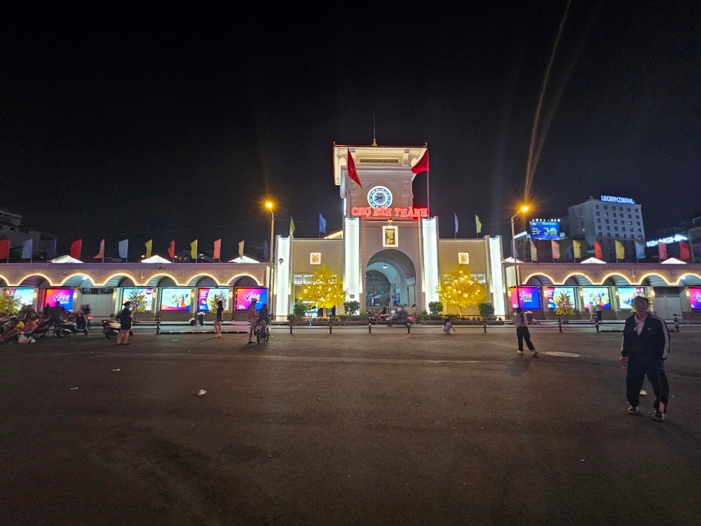 El Mercado Ben Thanh… tradición emblemática
