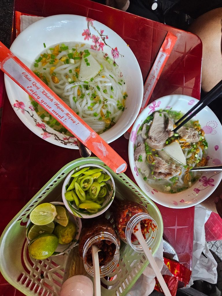 Ben Nghe Street Food… delicia nochera